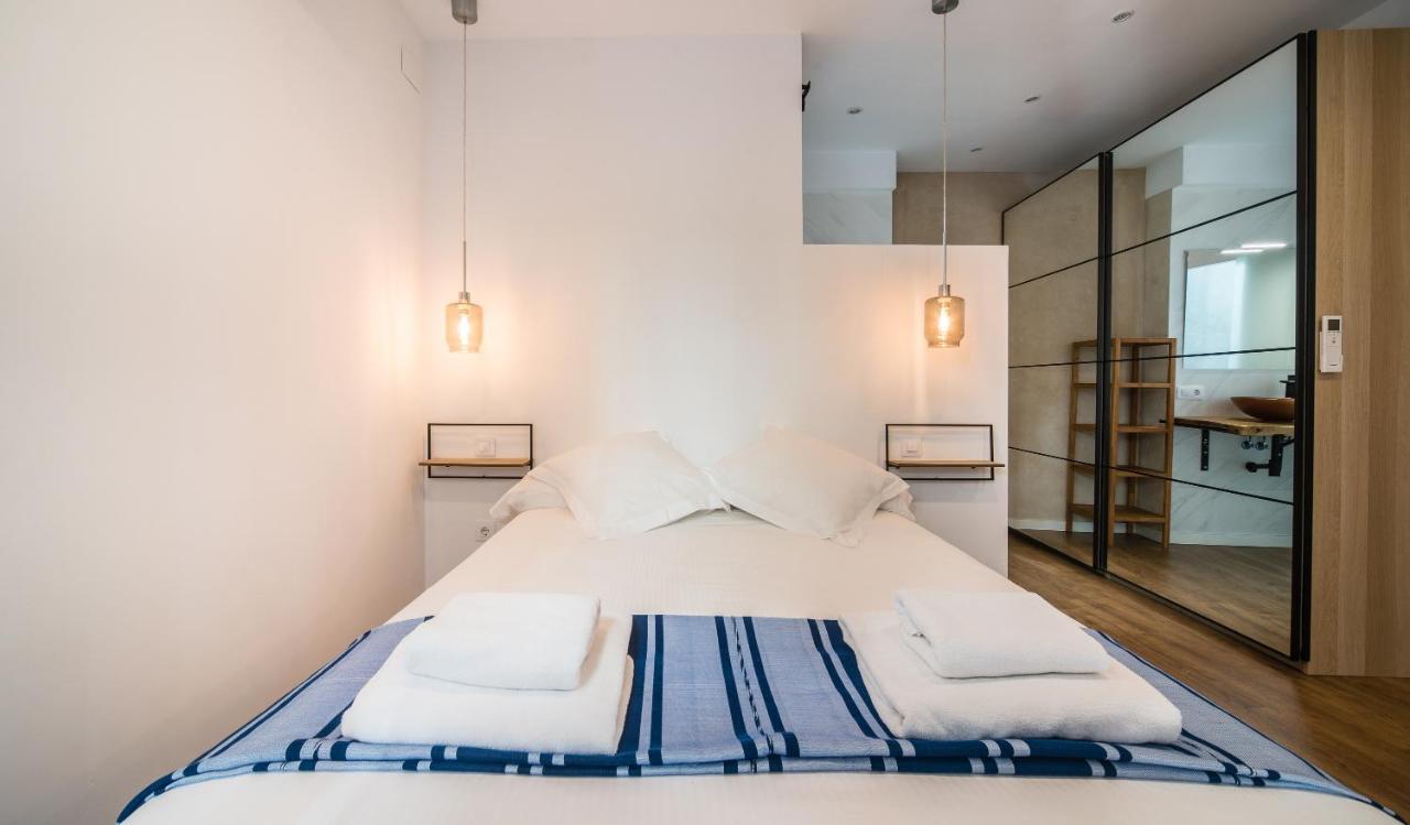 Rey De Sevilla Flats - Duplex Museo Екстериор снимка