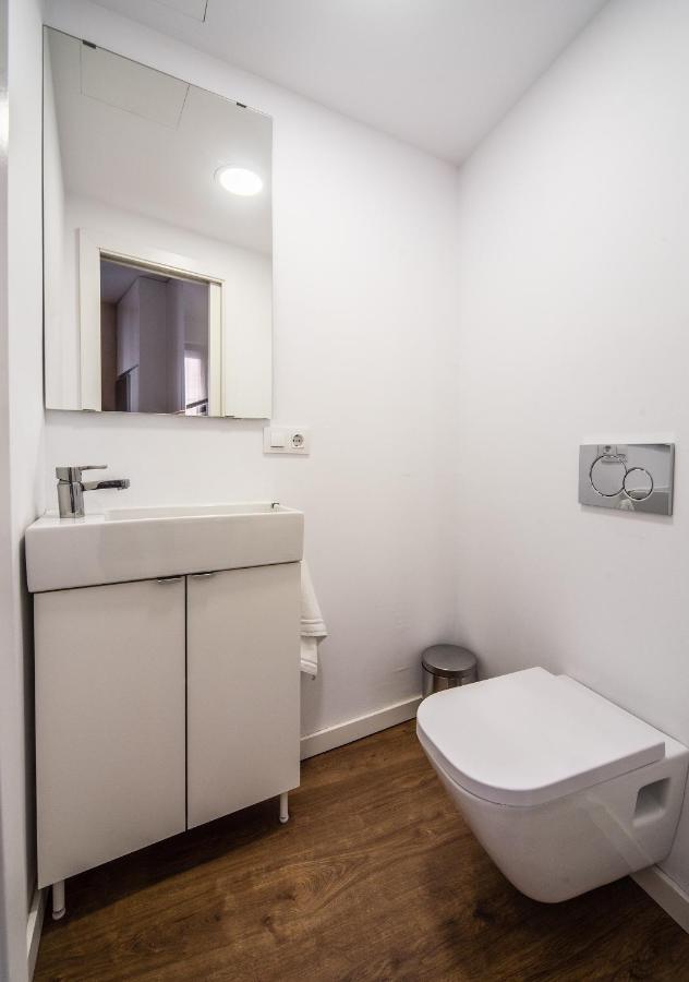Rey De Sevilla Flats - Duplex Museo Екстериор снимка