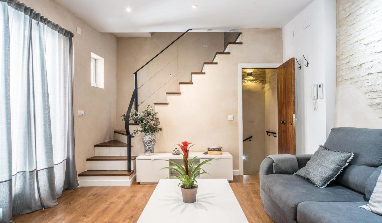 Rey De Sevilla Flats - Duplex Museo Екстериор снимка