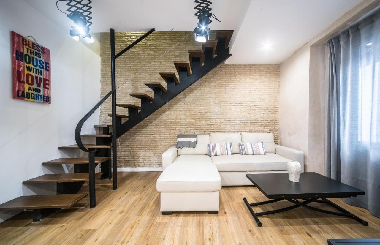 Rey De Sevilla Flats - Duplex Museo Екстериор снимка