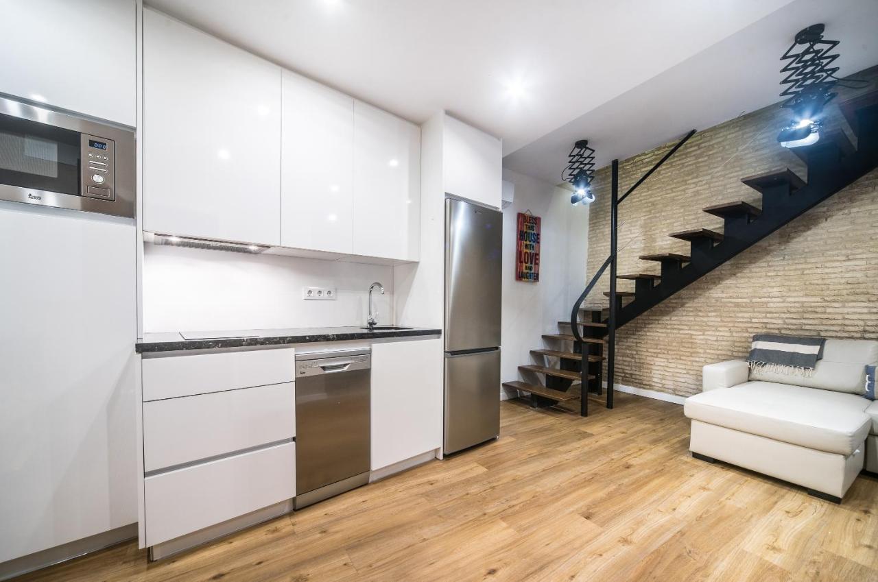 Rey De Sevilla Flats - Duplex Museo Екстериор снимка