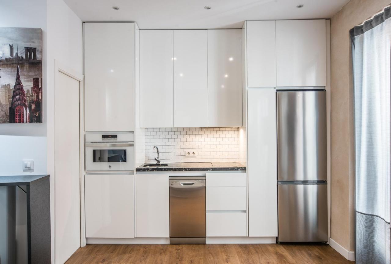 Rey De Sevilla Flats - Duplex Museo Екстериор снимка