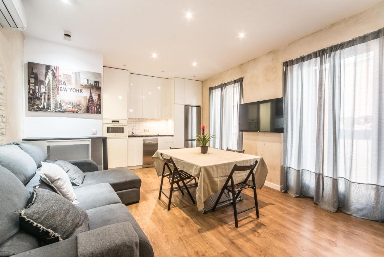Rey De Sevilla Flats - Duplex Museo Екстериор снимка